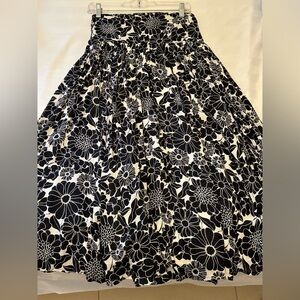Anthropologie Daisie Midi Skirt Size XS Black and White